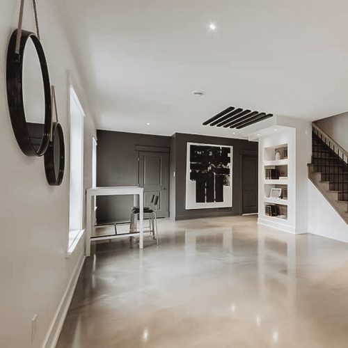 2-fb_img_1641735095378 alt="radiant floor made of epoxy in a beautiful basement"